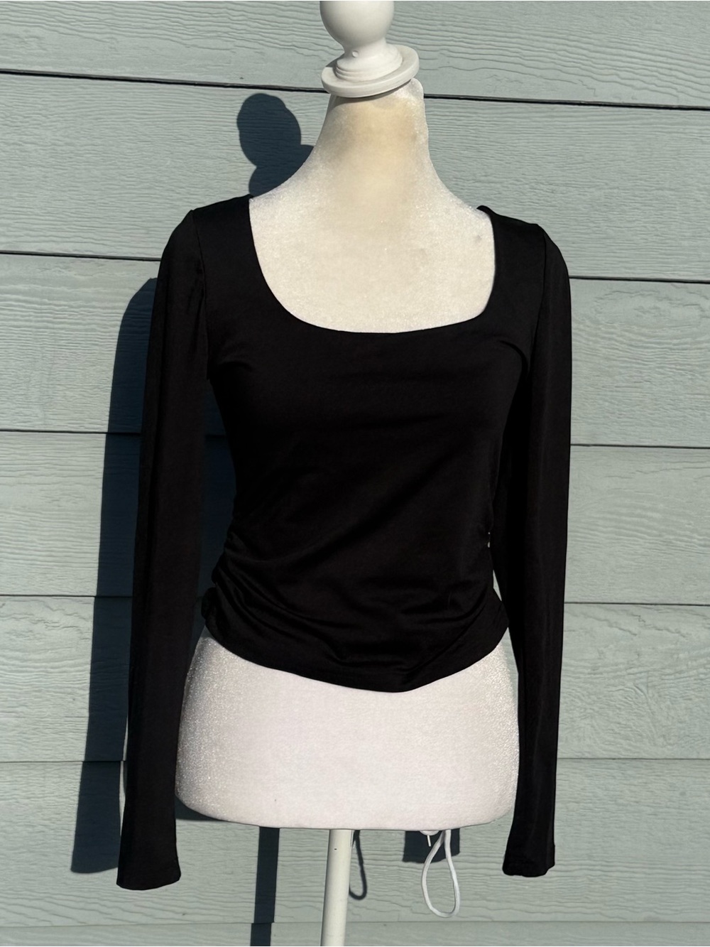 Black Long-Sleeve Scoop Neck Top